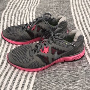 Size 8.5 women’s Nike Lunarglide 3 Running Shoes